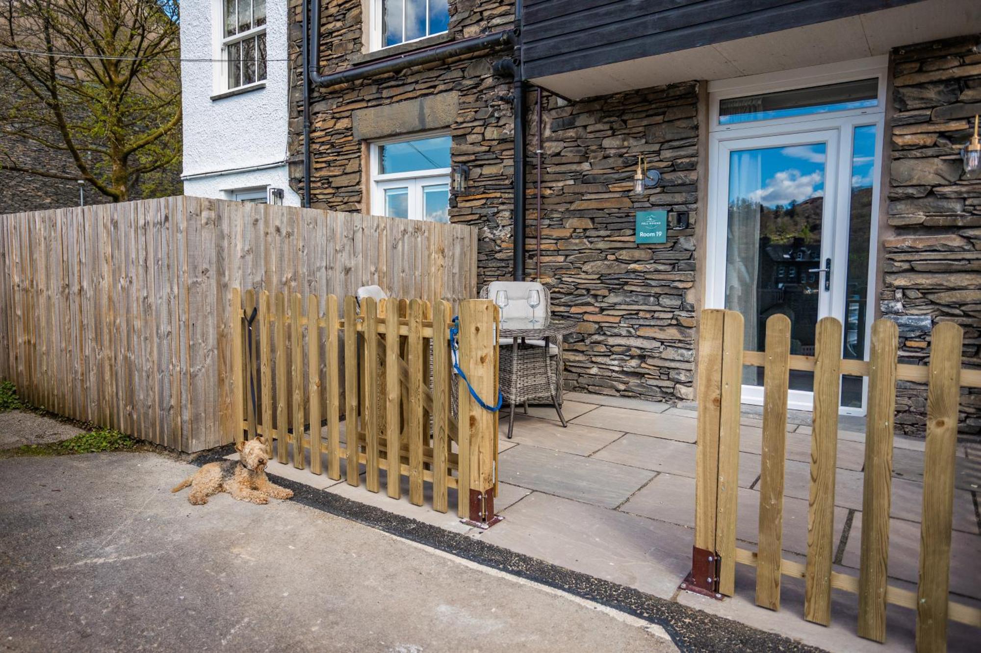 Ambleside Townhouse Hotel Exterior photo